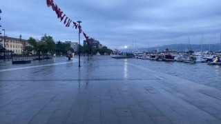 Eceabat açıklarında 4,2 büyüklüğünde deprem meydana geldi