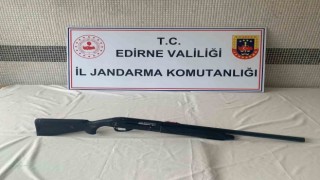 Edirne jandarması kaçakçılığa geçit vermiyor