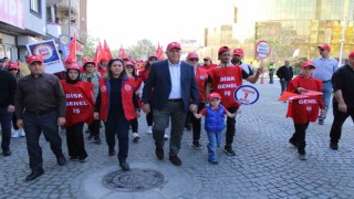 Efeler Belediyesi işçileri, 1 Mayıs yürüyüşüne katıldı