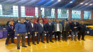 Elazığ Belediyesi kadınlar masa tenisi takımı Süper Ligde