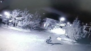 Eli boş girdiği villalarda konaklayan hırsız valizini doldurarak ayrıldı