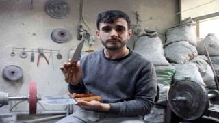 Enflasyona inat fiyatları yarıya çekti, “Kurban kesen vatandaşın yanındayım” dedi