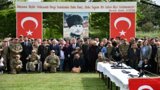 Engelli vatandaşlar bir günlüğüne asker oldu