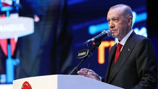 Erdoğan: “Biz sadece milletimizin emrindeyiz, bunlar gibi talimatı Kandilden almıyoruz”