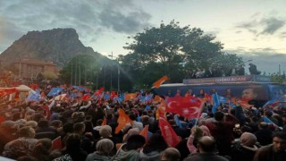 Erdoğanın seçim zaferi Afyonkarahisarda kutlanmaya başlandı
