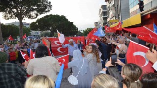 Erdoğanın zaferi Didimde kutlandı