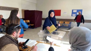 Erzincanda oy verme işlemi sabah erken saatlerde başladı
