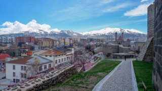 Erzurum 1890 rakımla Türkiyenin yüksek şehri