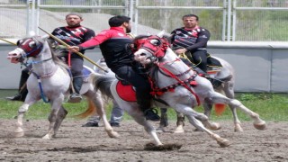 Erzurumda cirit heyecanı