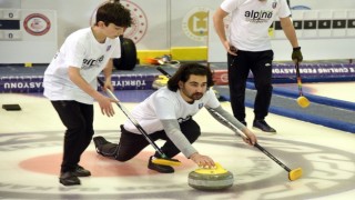 Erzurumda Curling Heyecanı