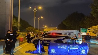 Esenlerde kamyonun çarptığı kadın hayatını kaybetti