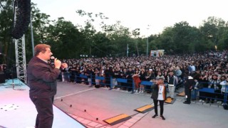 Esenlerli gençlere bayram hediyesi