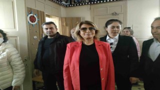 Eski Başbakan Tansu Çiller oyunu kullandı