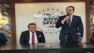 Fatih Erbakan, Bayrampaşada Bosna Sancak Derneğini ziyaret etti