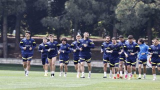 Fenerbahçe, Sivasspor maçı hazırlıklarını sürdürdü