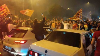 Galatasaraylılar Karabükte şampiyonluğu doyasıya kutladı