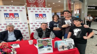 Gazeteci-Yazar Salantur, “İlk Meclise Yolculuk” kitabıyla okuyucularıyla buluştu