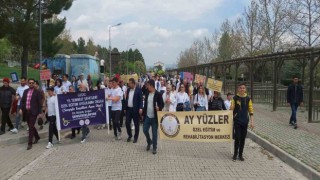 Gedizde engelsiz çocuklar doyasıya eğlendi