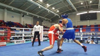 Gençler A Türkiye Boks Şampiyonası devam ediyor