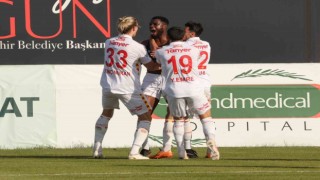 Göztepede Bayere Junior Loue golle tanıştı