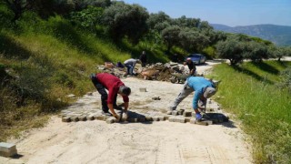 Halk ve belediye el ele verdi, üreticiler imeceyle yola kavuştu