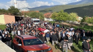 Hatayda hayatını kaybeden polis memuru Şenol Esen Simavda toprağa verildi