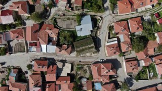 Havadan bahçeyi andıran 3 asırlık kilise turizme kazandırılmayı bekliyor