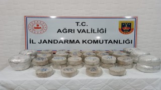 İrandan Türkiye topraklarına atılmış uyuşturucu madde ele geçirildi