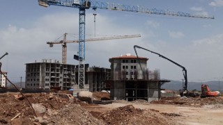 İslahiyedeki deprem konutları hızla yükseliyor