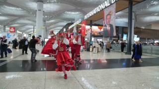 İstanbul Havalimanında 19 Mayıs coşkuyla kutlandı