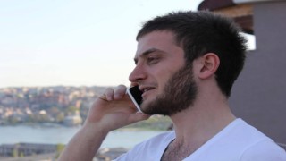 İstanbulda satırlı koca dehşeti: Eşini ve çocuklarını rehin aldı