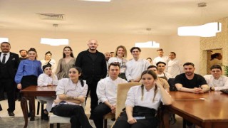 İzmir Ekonomili gençlere Dubai fırsatı