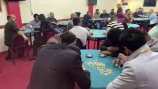 İzmirde aynı iş yerine 58nci kez kumar baskını: 118 kişi suçüstü yakalandı