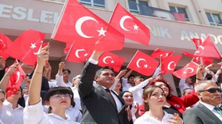 İzmirin ilçelerinde 19 Mayıs coşkusu