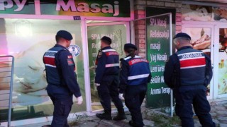Jandarmadan Muğla ve Denizlide masaj salonlarına fuhuş operasyonu