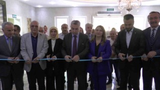 Kadın kursiyerlerin el emekleri görücüye çıktı