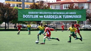 Karatayda “Ortaokullar Arası Dostluk ve Kardeşlik Futbol Turnuvası” başladı