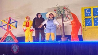 Karya ve Dostları çocukları güldürdü