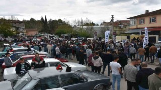 Kastamonuda 200 modifiyeli aracın sergilendiği fuara yoğun ilgi