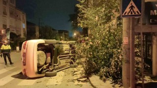 Kaza ihbarına geldiler, araç dışında kimseyi bulamadılar