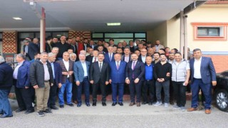 Kemahlılar AK Parti milletvekillerini ağırladı
