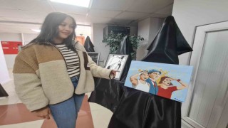 Kendi haftalarında sergi açtılar