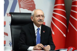 "Kimin bu güzel vatandan kimin bu güzel vatanı satandan yana olduğu belli!"