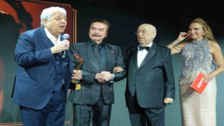 Klass Ödülleri, yıldızlar geçidine sahne oldu