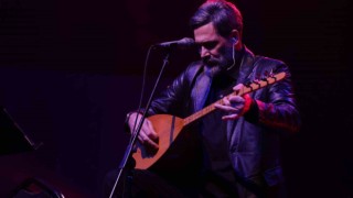 Kocaeliler Uğur Işılakla muhteşem bir gece yaşadı