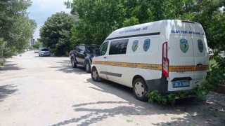 Komşu kavgasında karı koca tabancayla vuruldu