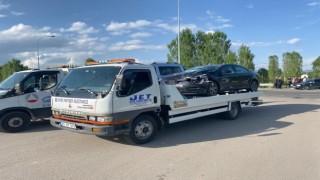 Konyada iki otomobil çapıştı: 1 ölü, 2 yaralı