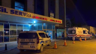 Konyada minibüs ile otomobil çarpıştı: 9 yaralı