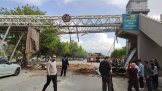 Konyada vincin çarptığı üst geçitteki çocuk yaralandı