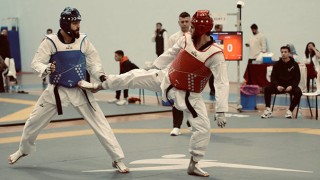 Korkut Ata Üniversitesi öğrencisi Taekwonda’da Türkiye derecesi yaptı